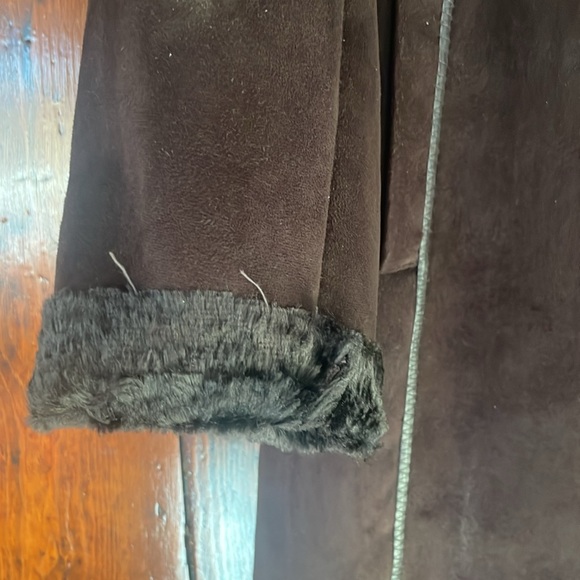 Marvin Richard’s gorgeous jacket with faux fur lining - Picture 3 of 6